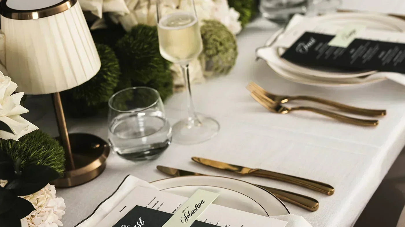 Wedding table place settings: your helpful guide and inspiration