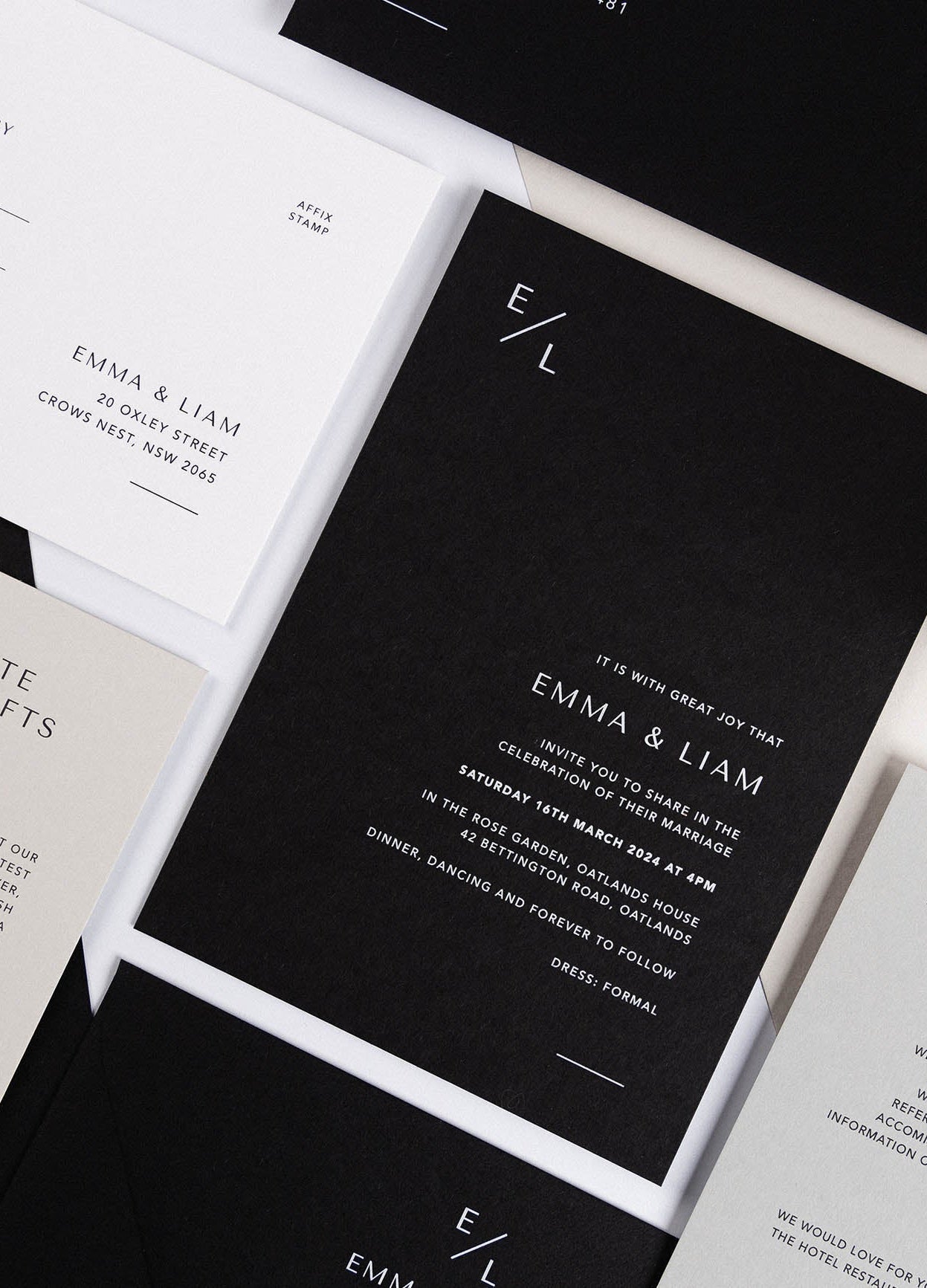 A black and white wedding theme: how to pull it off