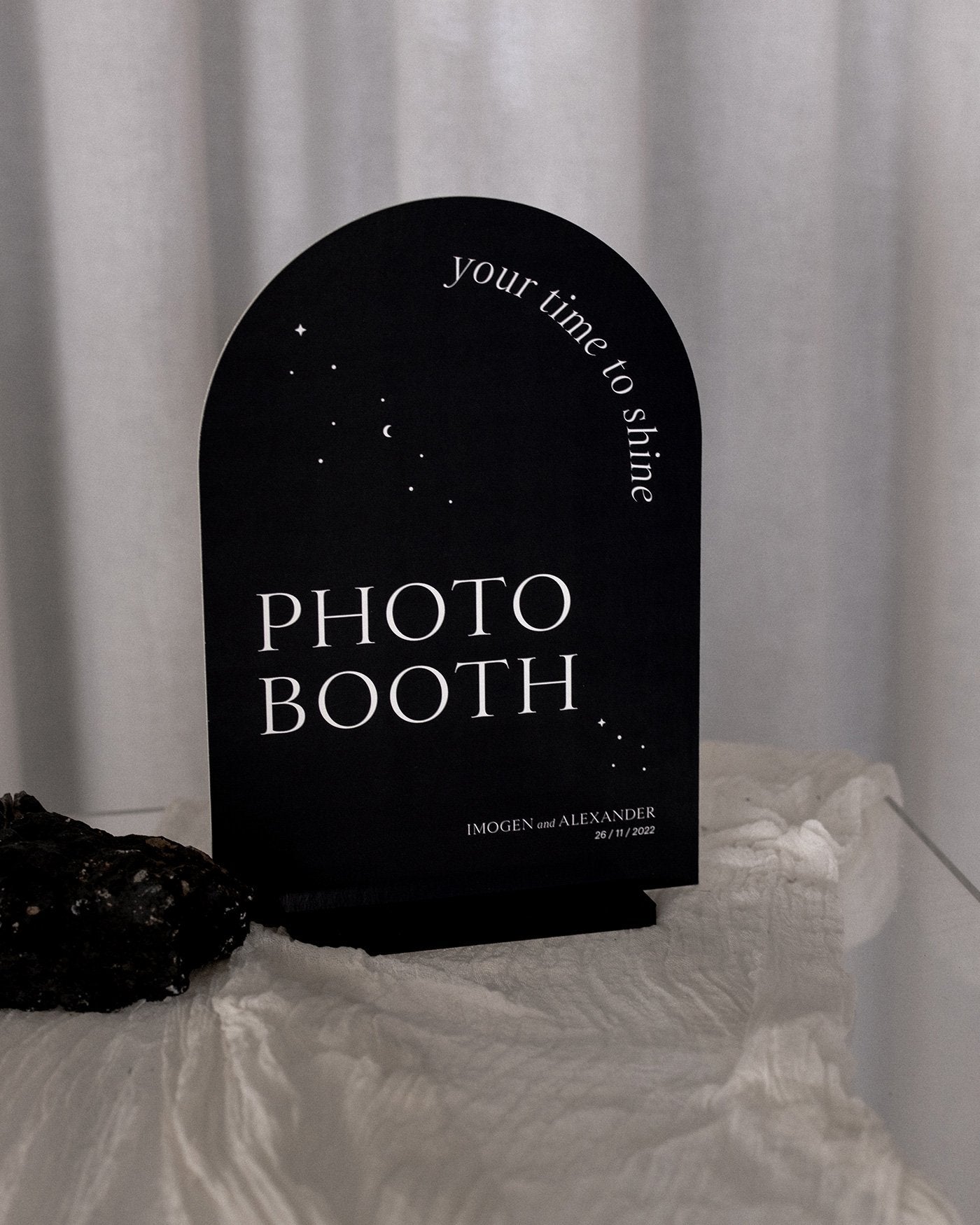 Peppermint Press On the Day Luna Medium Signage