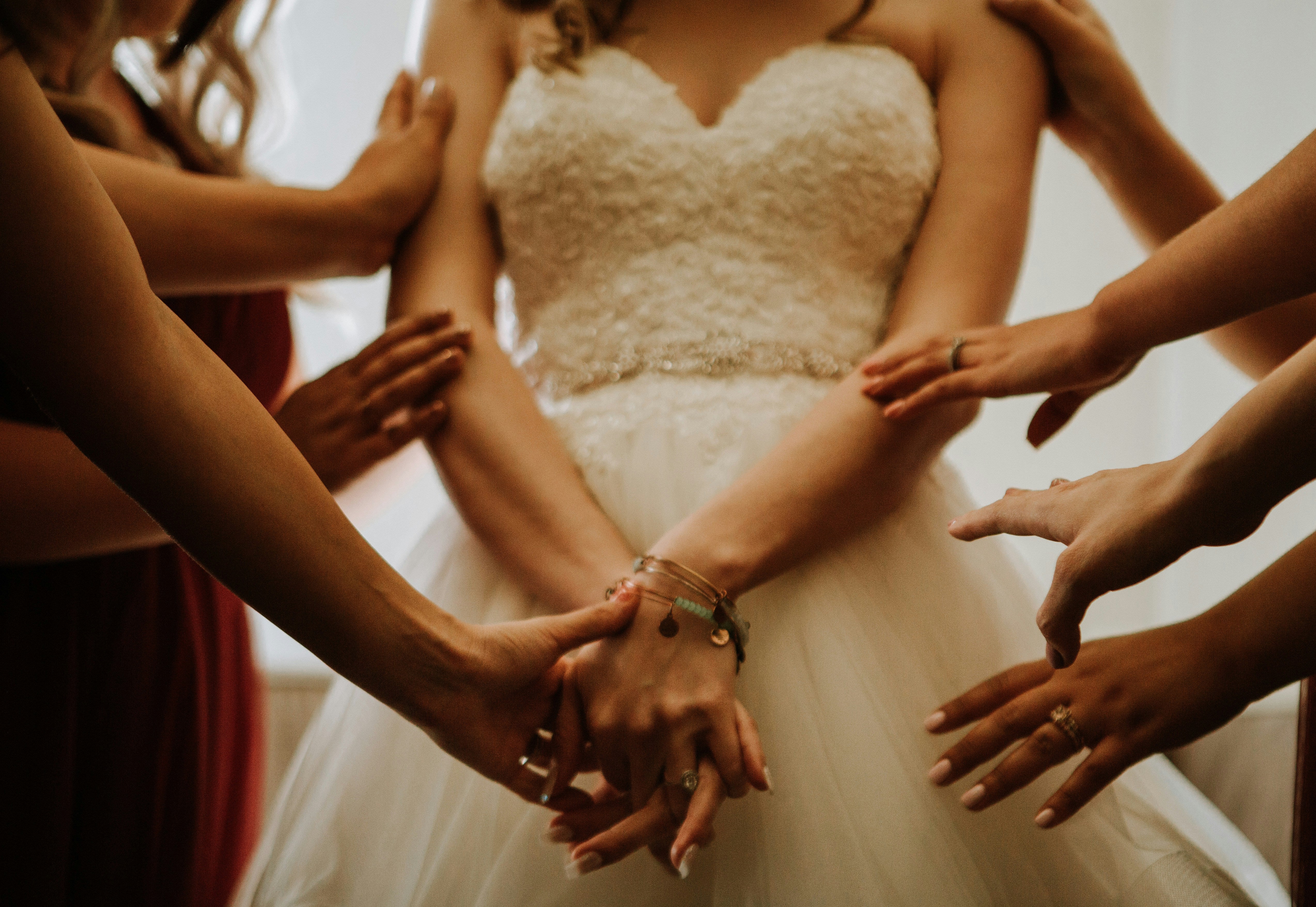 How to be the best Maid of Honour to your bride